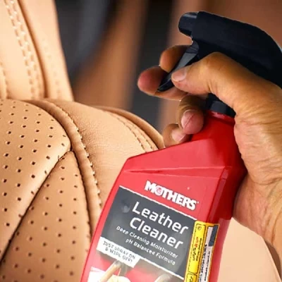 روش استفاده از اسپري تميزکننده چرم مادرز 6412